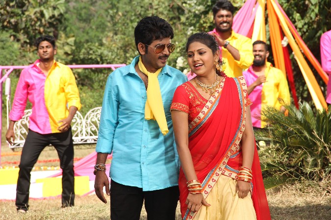 “ வகிபா “வண்ணக்கிளி பாரதி ஜாதி ஒரு தனி மனிதனின் வாழ்கையை எப்படி மாற்றுகிறது என்பதை சொல்லும் படம்