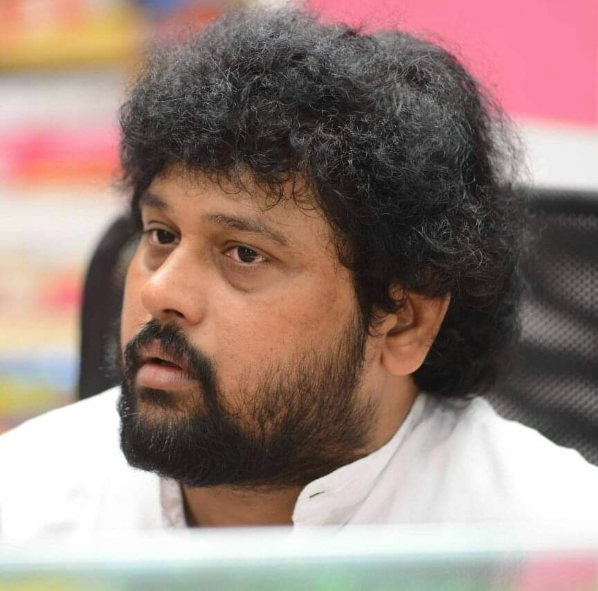 புரட்சித்தலைவர் எம்.ஜி.ஆரின் வாழ்க்கை வரலாறை வீடியோக்களாக மாற்றிய நடிகர் ஜெ. எம். பஷீர்