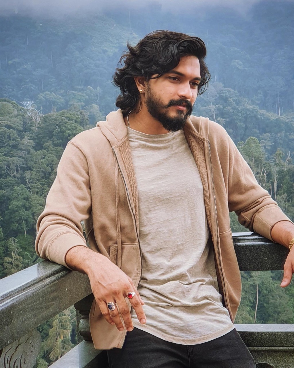 “வெற்றி” இயக்குநர் அஞ்சனா அலி கானின் புதிய படைப்பு