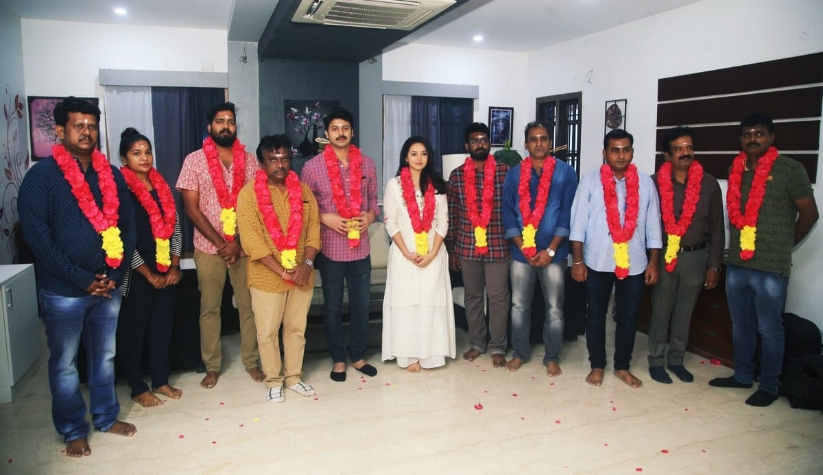 எக்கோ’ படத்தின் படப்பிடிப்பு நேற்று பூஜையுடன் தொடங்கியது