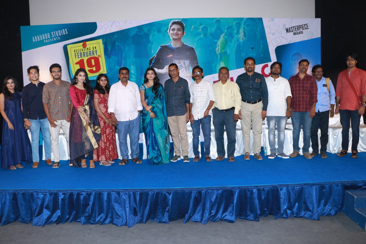 கமலி கதாபாத்திரம் கிடைத்தது எனக்கு மிகப்பெரிய அதிர்ஷ்டம் – ‘கயல்’ ஆனந்தி பெருமிதம்.