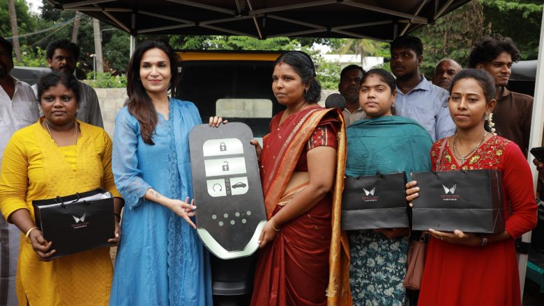 நாகர்கோவிலில் சமூக நலத்திட்ட உதவிகளை வழங்கினார் சௌந்தர்யா ரஜினிகாந்த்
