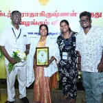 பாடகர் அறிவுவின் தாயார் திருமதி பெ.தேன்மொழிக்கு டாக்டர் ராதாகிருஷ்ணன் நல்லாசிரியர் விருது.